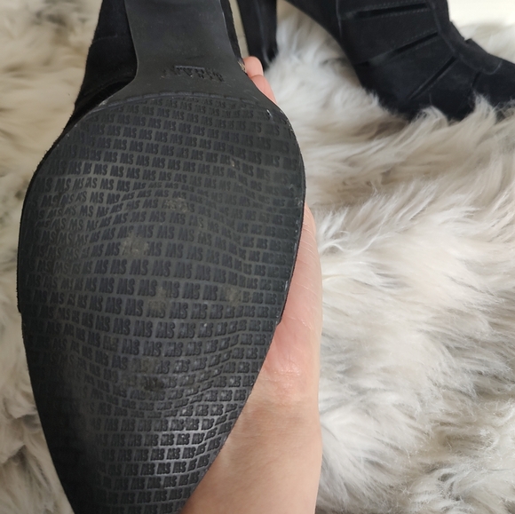 🎉HP🎉 Stuart Weitzman suede Airliner cutout high-heeled ankle boot bootie 9.5 - Picture 11 of 12